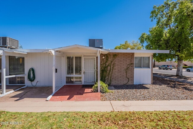 13001 N 113th Ave in Youngtown, AZ - Building Photo - Building Photo