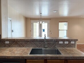 2771 N Saramano Ln in Tucson, AZ - Foto de edificio - Building Photo