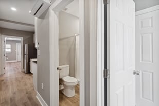 1223 W Somerset St, Unit PH016 in Philadelphia, PA - Building Photo