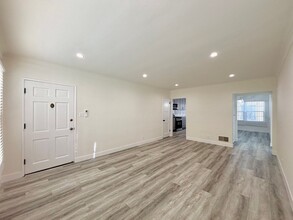 439 Hayworth Ave in Los Angeles, CA - Building Photo - Building Photo