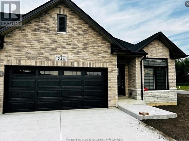 property at 714 Elliot Pt Rd
