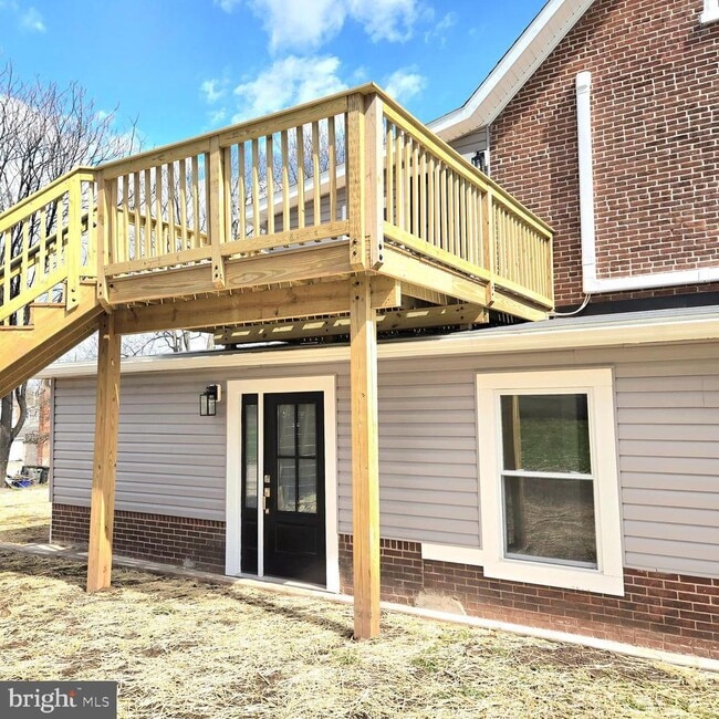 property at 119 Chestnut St