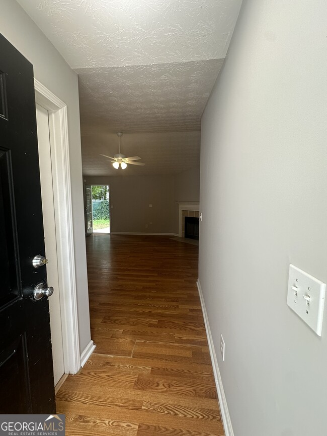 343 Kate Dr in Forest Park, GA - Building Photo - Building Photo
