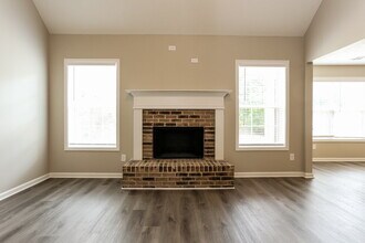 75 Cherohala Ct in Covington, GA - Building Photo - Building Photo