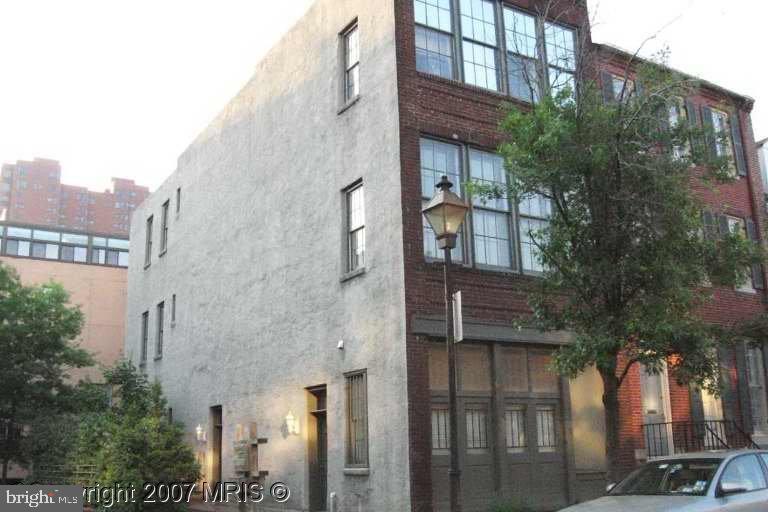 511 S Sharp St in Baltimore, MD - Building Photo