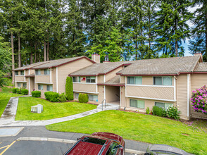 Fairway Green Condos in Renton, WA - Foto de edificio - Building Photo