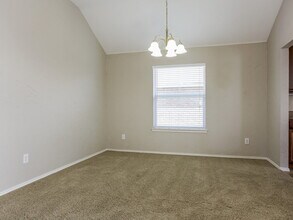 4413 Corner Brook Ln in Fort Worth, TX - Foto de edificio - Building Photo