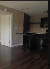 501 S 4th St, Unit A8 in Harlingen, TX - Foto de edificio - Building Photo