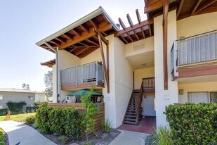 1650 S El Camino Real, Unit 201 in Encinitas, CA - Building Photo