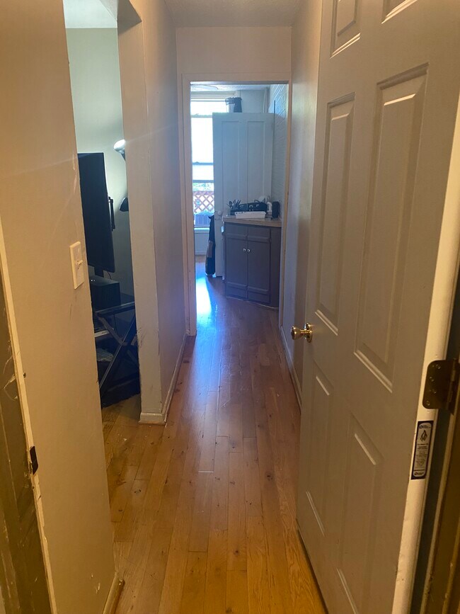 927 N Main St Rentals in Princeton, IL