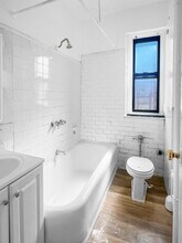 50 Fountain Pl in New Rochelle, NY - Building Photo - Building Photo