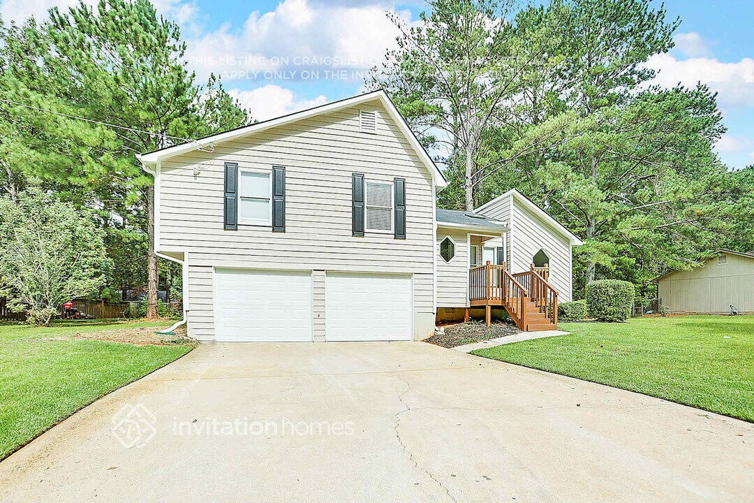 3442 Mustang Dr in Powder Springs, GA - Building Photo