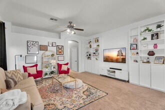 6610 E University Dr in Mesa, AZ - Building Photo - Building Photo