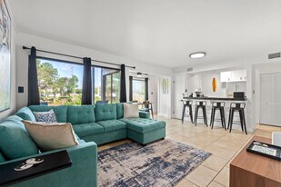 4000 Gulf Terrace Dr in Destin, FL - Building Photo
