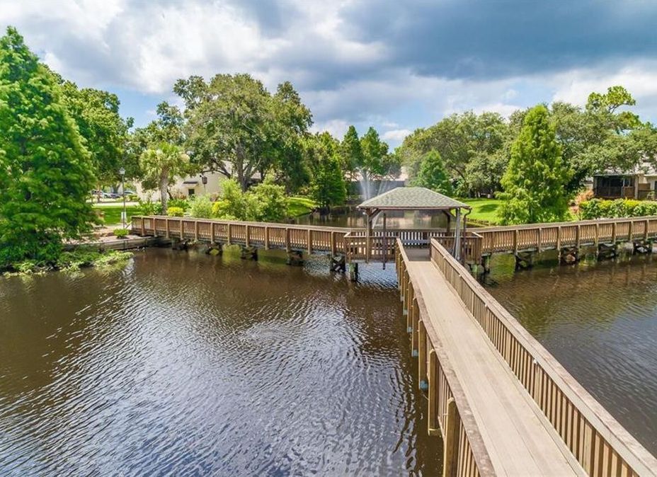 6350 92nd Pl N, Unit 2204 in Pinellas Park, FL - Foto de edificio