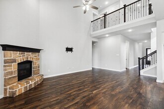 1305 Swan Trl, Unit 2304 in Bartonville, TX - Building Photo - Building Photo