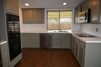 15426 Peermont St in Houston, TX - Building Photo - Building Photo