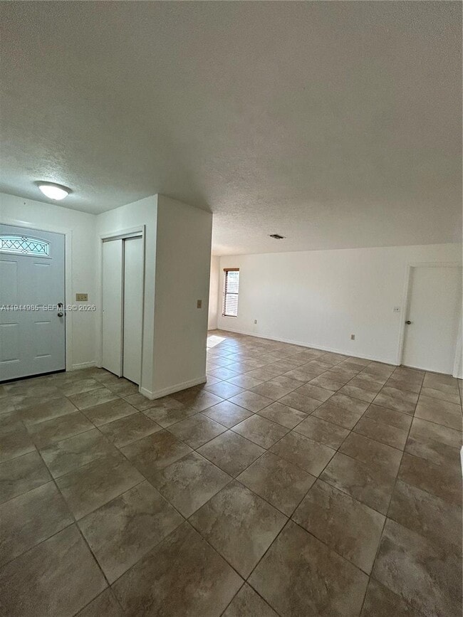 4201 Navarre Ave in Sebring, FL - Building Photo - Building Photo