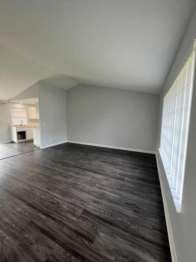 property at 2533 Cubit St