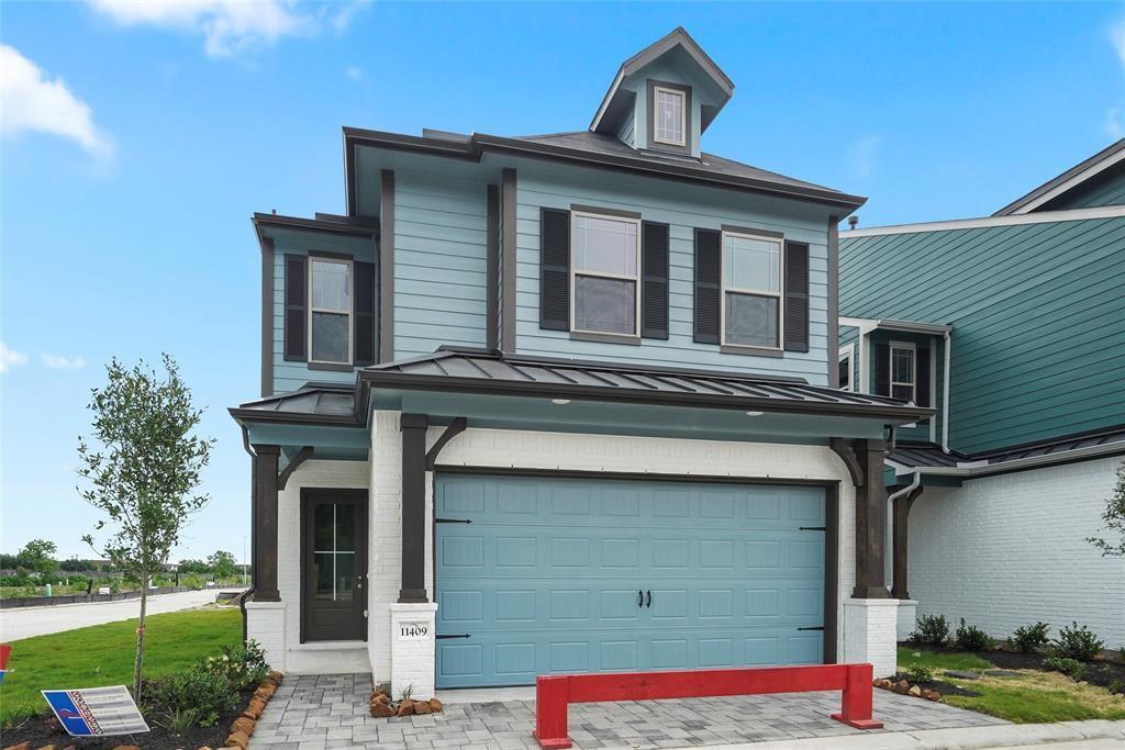 11409 Waterford Spg Trl in Houston, TX - Building Photo