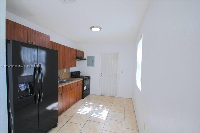 1171 NW 58th Terrace in Miami, FL - Building Photo - Building Photo