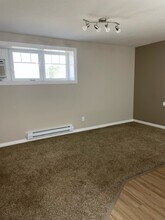 1936 Cameron St in Regina, SK - Building Photo - Building Photo