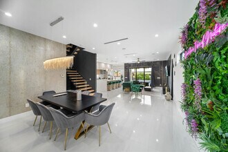 547 NE 16th Ave in Fort Lauderdale, FL - Building Photo - Building Photo