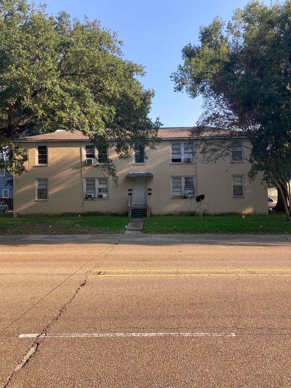 2650 North Blvd