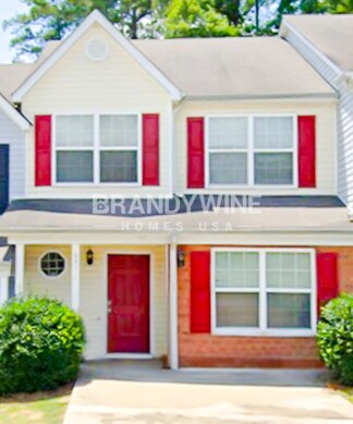 6342 Hickory Ln Cir in Union City, GA - Building Photo