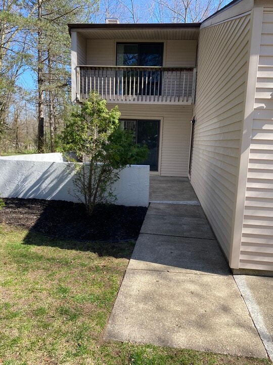 17454 Dunewood Ct, Unit Dunewood in Spring Lake, MI - Building Photo