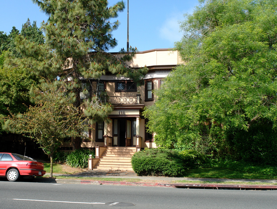 408 S Main St in Sebastopol, CA - Building Photo