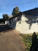 540 Talmage Rd in Ukiah, CA - Building Photo