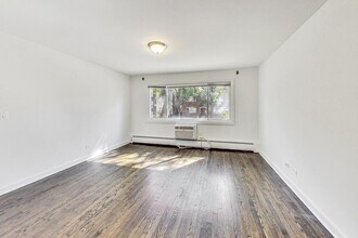 6002 N Winthrop Ave in Chicago, IL - Building Photo - Building Photo