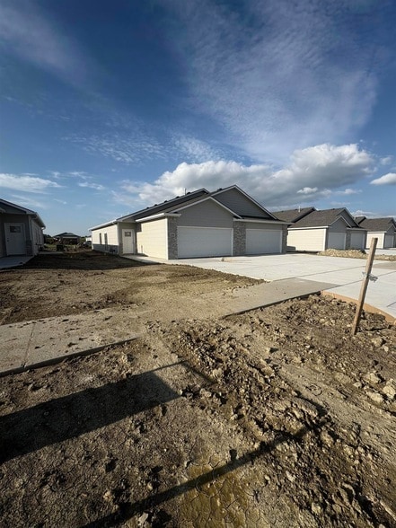 12936 E Blake St in Wichita, KS - Building Photo