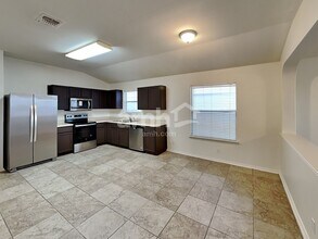 6918 Shelbyville Ct in San Antonio, TX - Building Photo - Building Photo