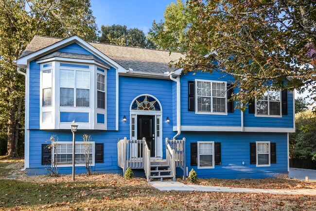 property at 2959 Jamey Ln