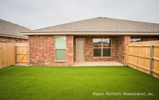 2143 Kokomo Ave in Lubbock, TX - Building Photo