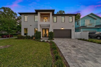 902 W Plymouth St in Tampa, FL - Building Photo - Building Photo