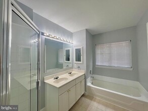 6329 Morning Time Ln in Columbia, MD - Building Photo - Building Photo
