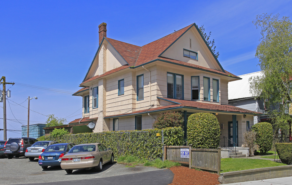 2930 Hoyt Ave in Everett, WA - Foto de edificio