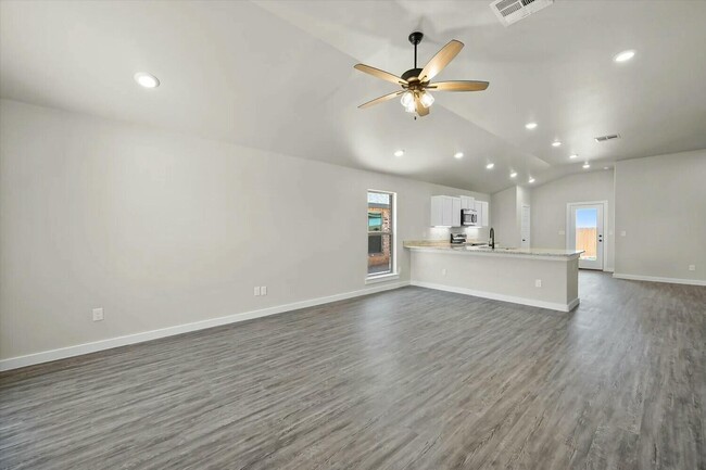 2117 Kirksey Ave in Lubbock, TX - Building Photo - Building Photo
