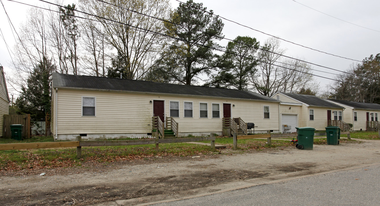 Christian Apartment Homes in Newport News, VA - Building Photo