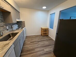 77 Atterbury Blvd, Unit 313 in Hudson, OH - Building Photo - Building Photo