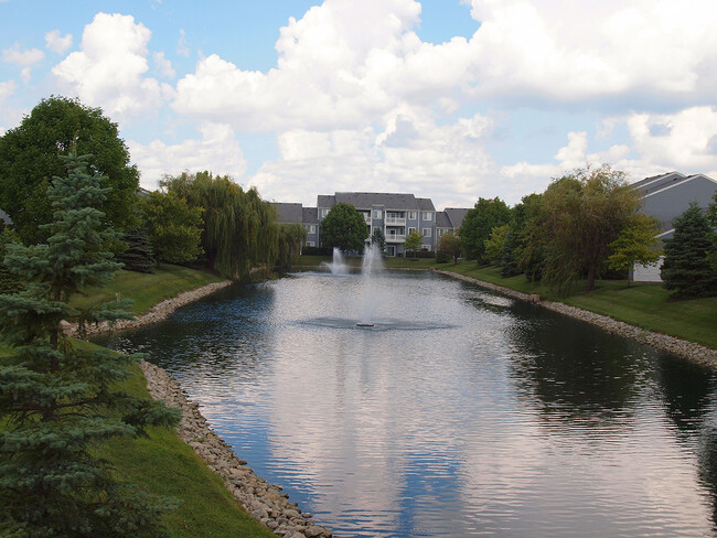 Sterling Lakes in Mason, OH - Foto de edificio - Building Photo