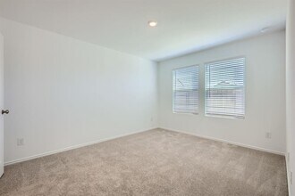 206 Sambre St in Niederwald, TX - Building Photo - Building Photo
