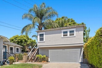 2724 Treat St in San Diego, CA - Building Photo - Building Photo