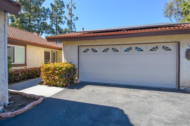 1467 Sundance Way in Oceanside, CA - Building Photo - Building Photo