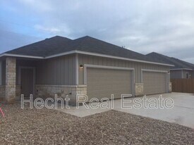 342 Main St in Liberty Hill, TX - Building Photo