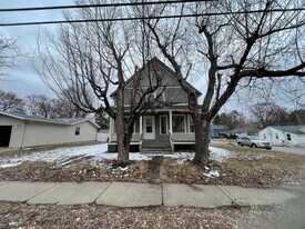 1315-1317 Cleveland Ave in Wausau, WI - Building Photo