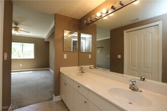 7811 Regal Heron Cir in Naples, FL - Building Photo - Building Photo